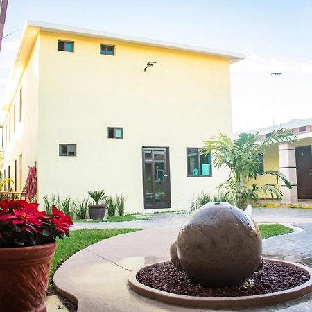 Hotel El Milagro Эль-Фуэрте Экстерьер фото